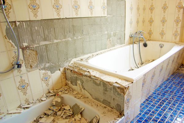 Bathtub Demolition in Naperville
